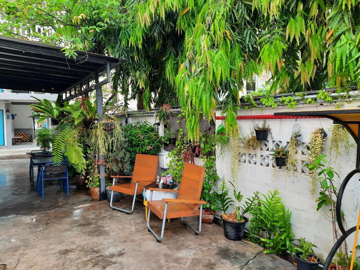 Sleep Guesthouse Chiang Mai Bagian luar foto