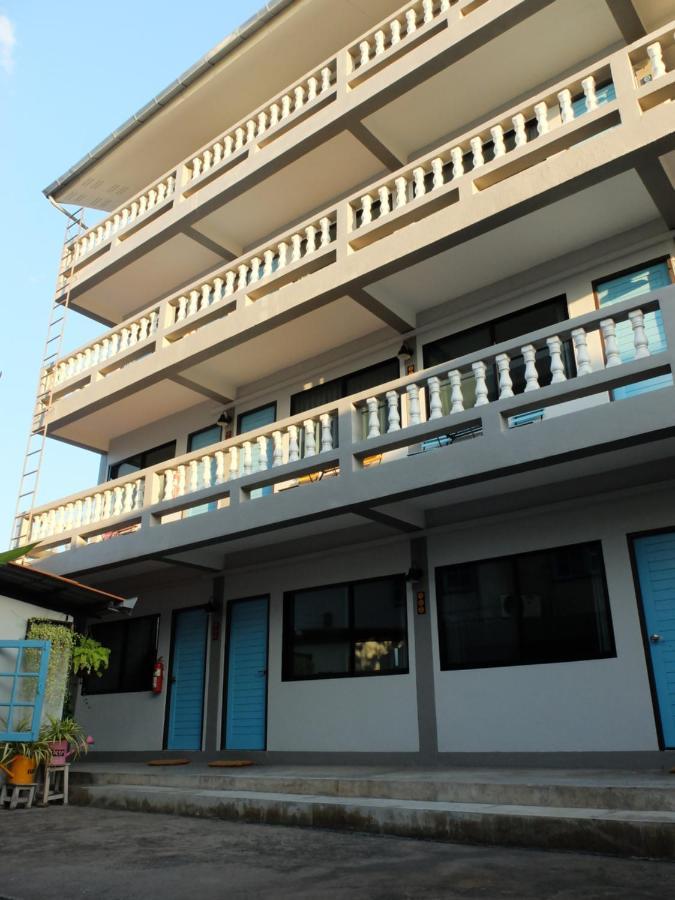 Sleep Guesthouse Chiang Mai Bagian luar foto